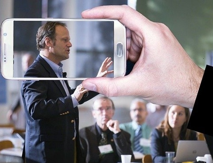 Niezależne od partii rządzącej media to kluczowy element demokracji