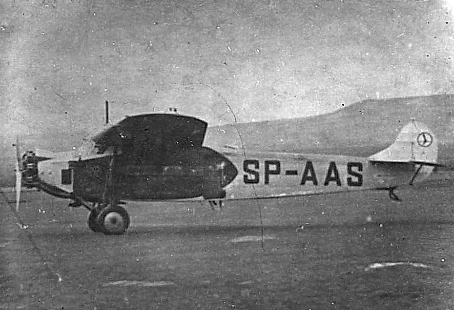 Samolot Fokker F. VII 1m, na lotnisku w Aleksandrowicach. Zdjęcie A. D.