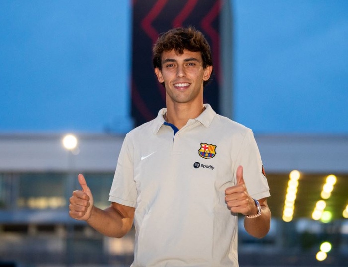 Barcelona wzmocniła się na koniec okienka. Konkurencja dla Lewandowskiego