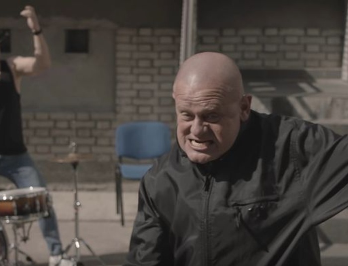 "Trójka" przywróciła Kazika na Listę Przebojów. Muzyk zażądał wycofania utworu