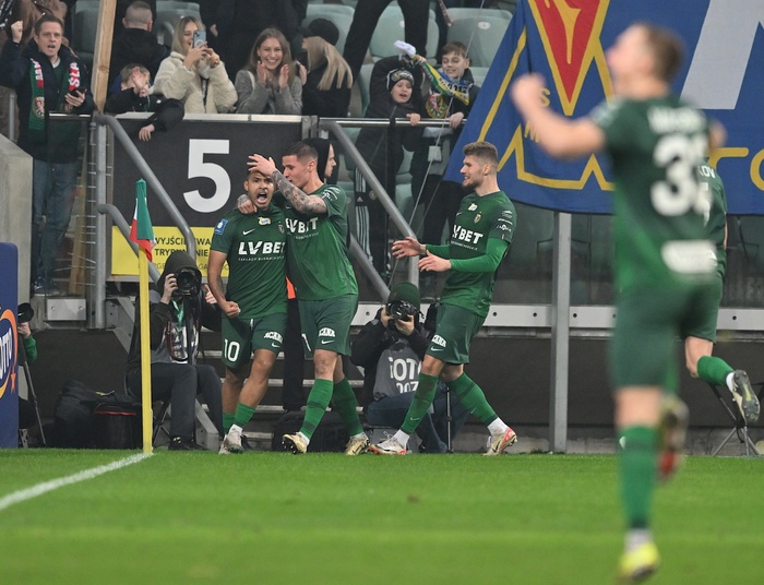 Śląsk przełamał się i wrócił na fotel lidera. Druga połowa wynagrodziła kibicom początek