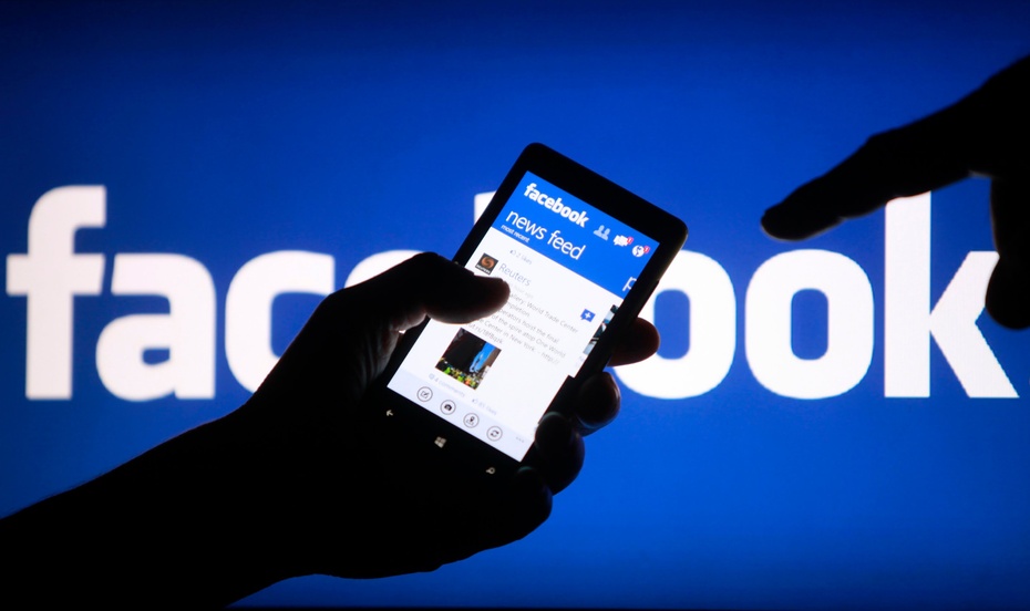 Facebook na cyfrowej wojnie z Rosją.
