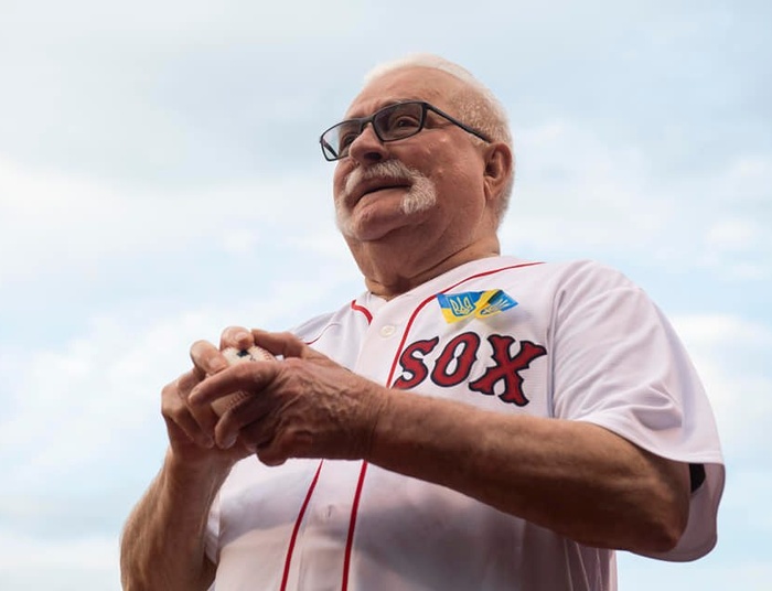 Lech Wałęsa liczył na większe pieniądze. "Dajcie żonie 100 tys. złotych"