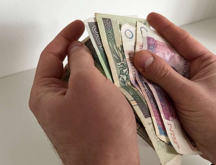 Opłata 150,93 zł jest obowiązkowa. Wielu Polaków o niej zapomina