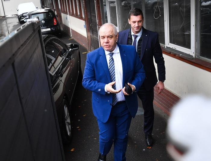 Gorąco w PiS. Na Nowogrodzkiej zebrał się komitet polityczny