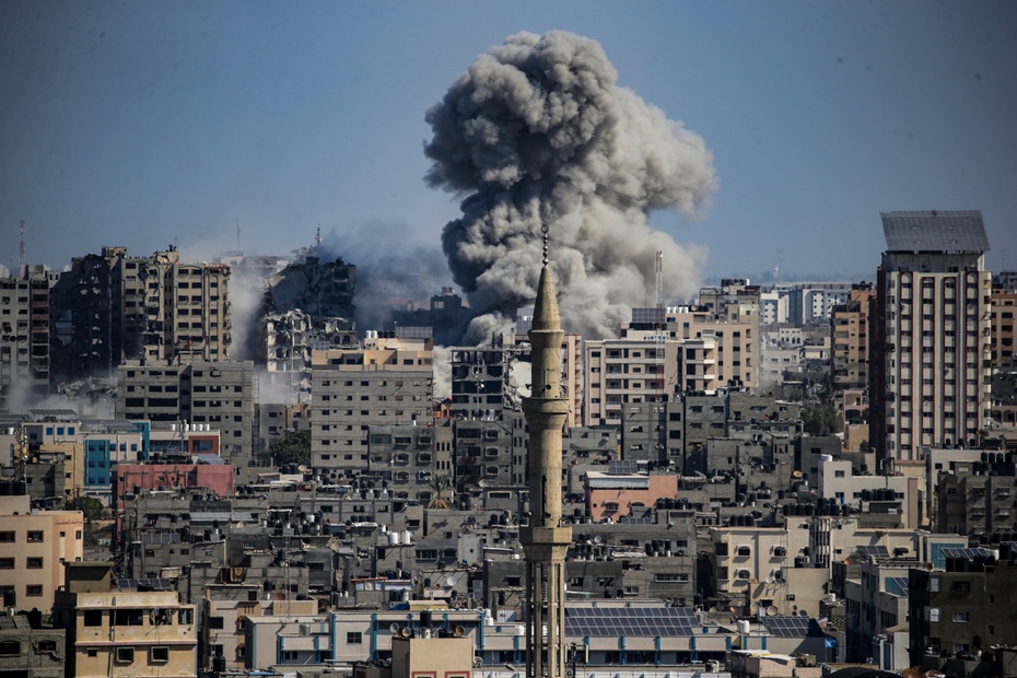 Atak na Strefę Gazy. Fot. EPA/MOHAMMED SABER