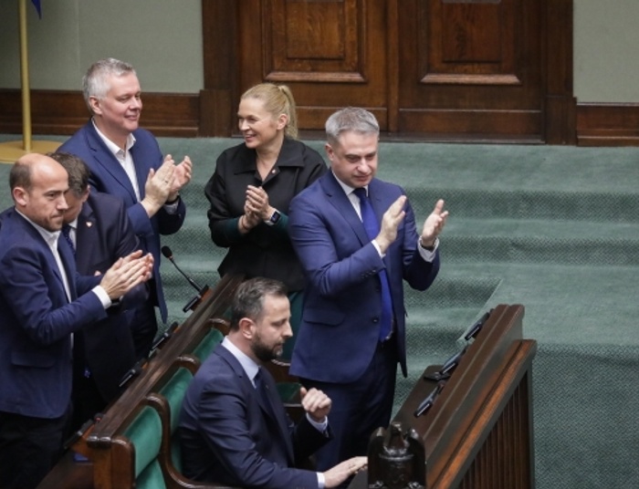 Koalicja Obywatelska zyskuje w oczach Polaków. Zaliczyła spory skok poparcia