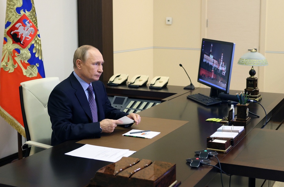 Władimir Putin reaguje na eksplozję na Moście Krymskim. Fot. PAP/EPA