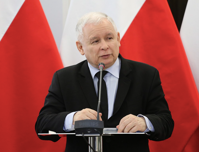 Sprawa "lex Kaczyński" budzi kontrowersje. Rzecznik PiS: Nasi senatorowie zgłoszą poprawkę
