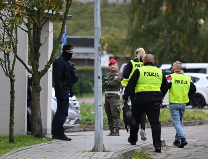 Ogromne siły zaangażowane w obławę na zabójcę 6-letniego syna. Nowe informacje