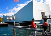 The USS Arizona Memorial, Pearl Harbor, Hawaii.  Fot. Konrad Lata