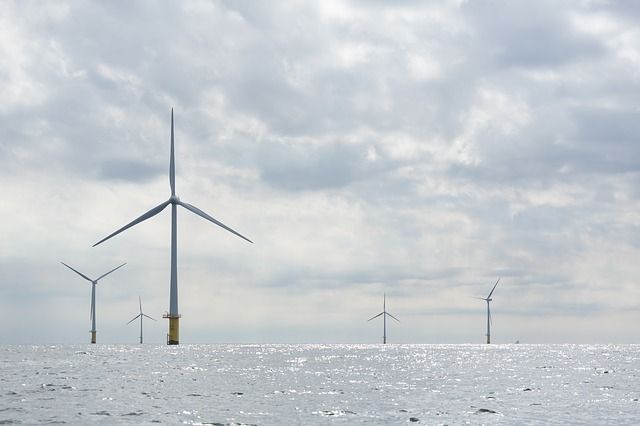 Elektrownia wiatrowa na Morzu Północnym.