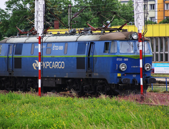 Masowe zwolnienia w PKP Cargo. Poważne oskarżenia, spółka się broni