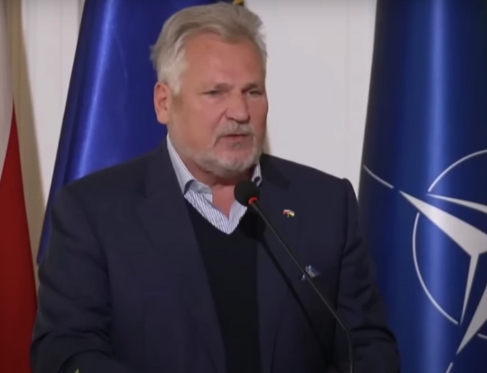 Aleksander Kwaśniewski nowym sekretarzem NATO? "To spekulacje, nie podniecam się"