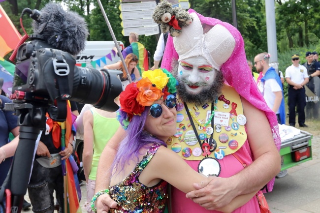 Parady Równości to imprezy środowisk LGBTQ+. Fot. PAP/Waldemar Deska