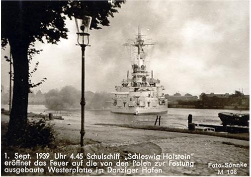 Foto: Sonnke. Wbrew podpisowi na zdjęciu nie przedstawia ono pierwszych salw pancernika "Schleswig-Holstein" 1 września 1939 r.