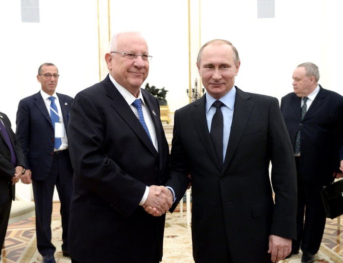 Izraelski prezydent „zaprasza Putina do Polski”. To nie do końca tak