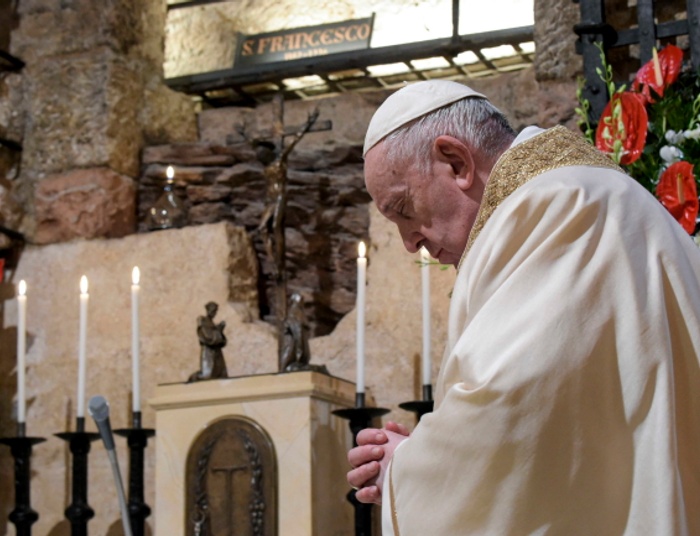 "Fratelli tutti" - nowa encyklika papieża Franciszka. O czym jest?