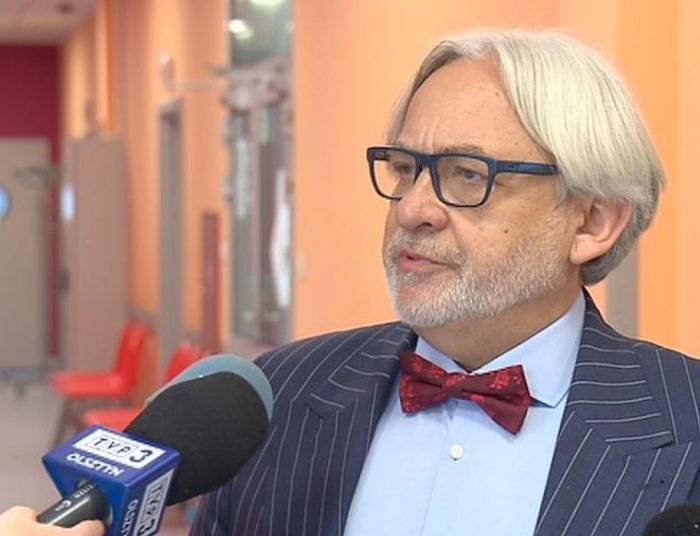 Skandal wokół Maksymowicza. Lekarza nie było na sali w trakcie zabiegu, pacjentka zmarła