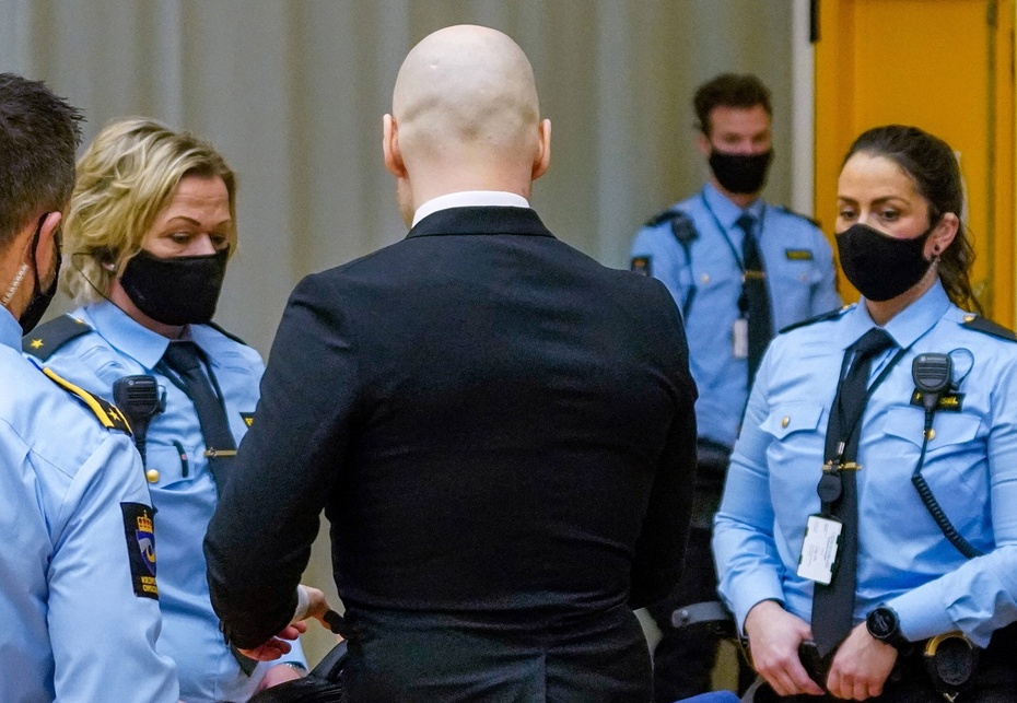 Sąd odrzucił wniosek Andersa Breivika o przedterminowe warunkowe zwolnienie z więzienia. Fot. PAP/EPA/Ole Berg-Rusten / POOL