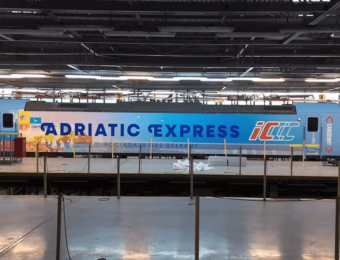 Polacy rzucili się na nowe połączenie kolejowe. Pierwsza podróż już dziś