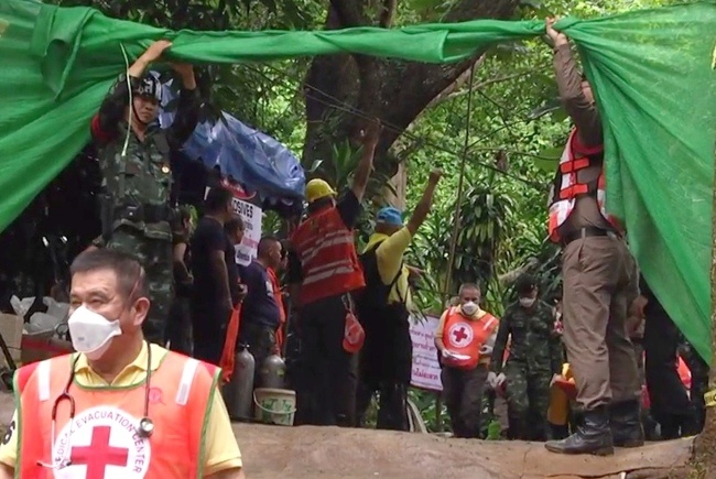 Akcja ratunkowa w tajlandziej jaskini, fot.  	PAP/EPA/CHIANG RAI PR OFFICE HANDOUT