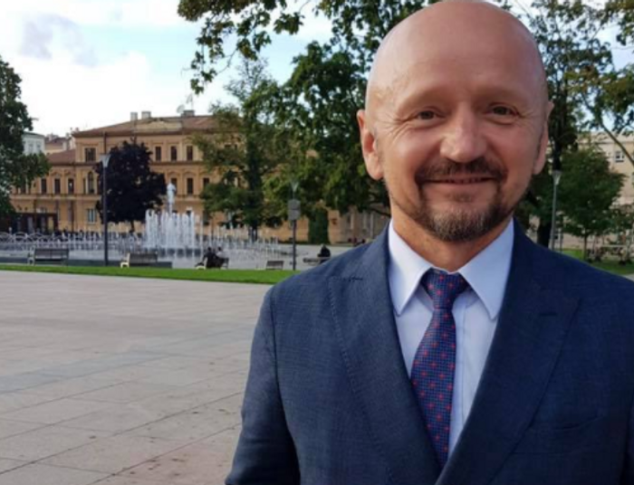 Jacek Bury: Dla zaszczepionych niższe składki zdrowotne