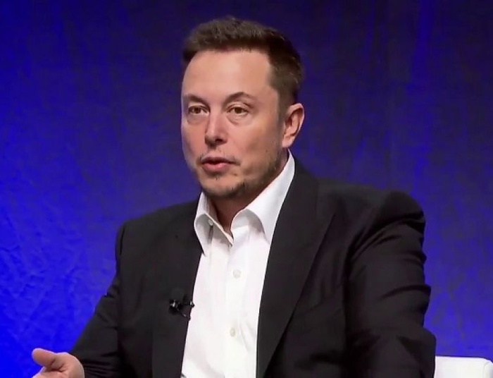 Musk wkracza do świata sztucznej inteligencji