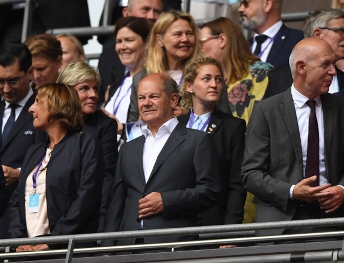 Niemcy tracą wiarygodność i są osłabione. Ale to ciągle mocny gracz