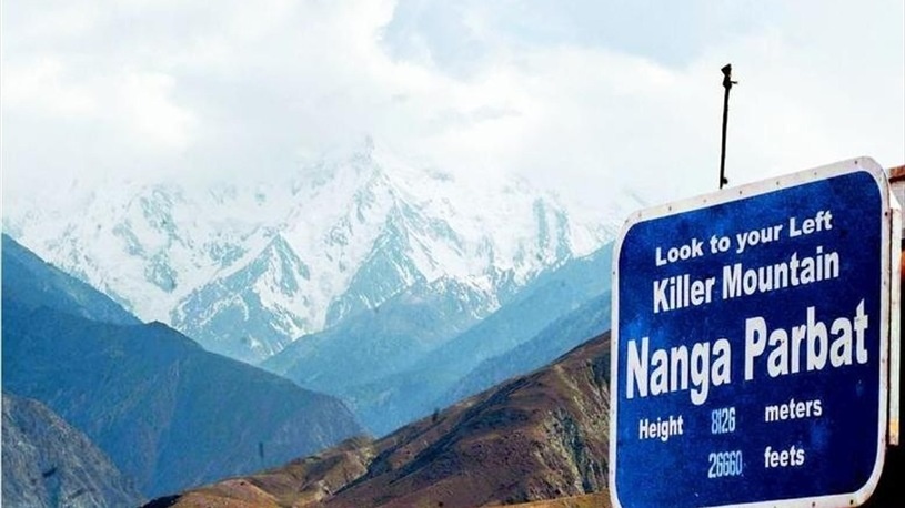 Ta góra naprawdę zabija lekkomyślnyc wspinaczy! / Fot. Googleh