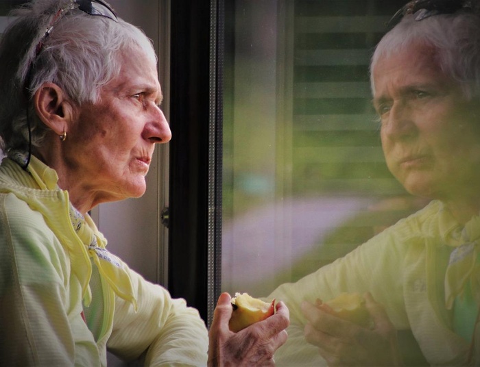 Światowy Dzień Choroby Alzheimera. "Coraz częściej dotyka młodych ludzi"