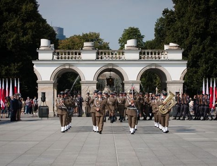 Ponowny F-OFF? Boże chroń nas w razie W.