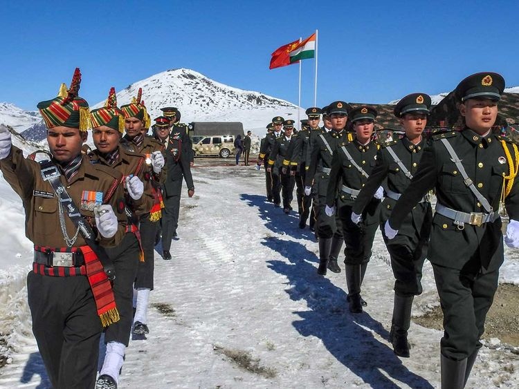 Parada noworoczna na granicy indyjsko-chińskiej w Arunachal Pradesh (źródło: PTI)