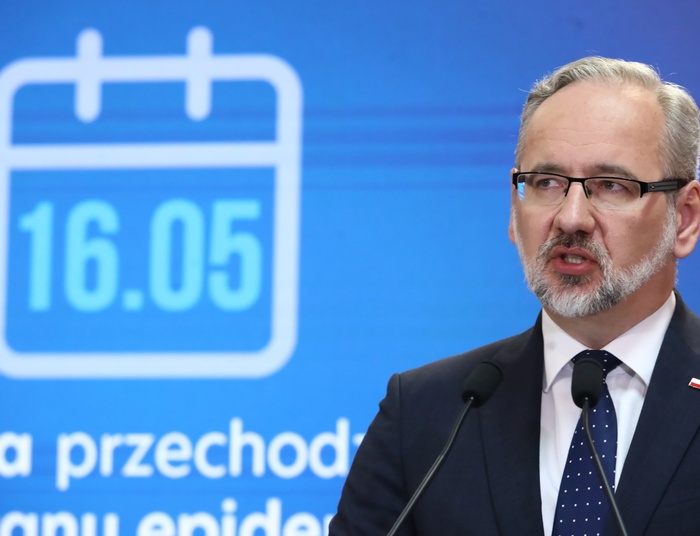 Koniec ze stanem epidemii COVID-19. Niedzielski wprowadza nowy stan