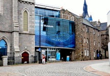 Shiprow. Najstarsza ulica Aberdeen. Muzeum morskie