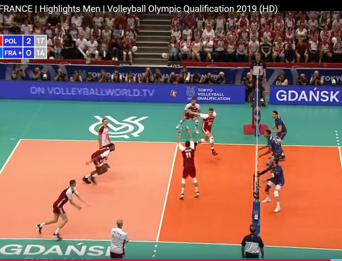 Siatkówka .....to idzie kosmos