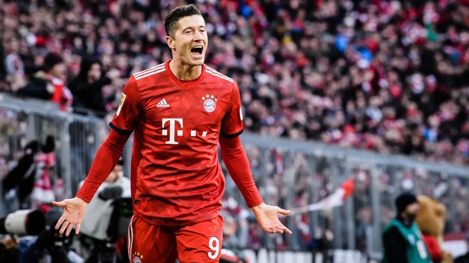 Robert Lewandowski powinien zakończyć karierę w Bayernie Monachium? Fot. DFL/Bundesliga