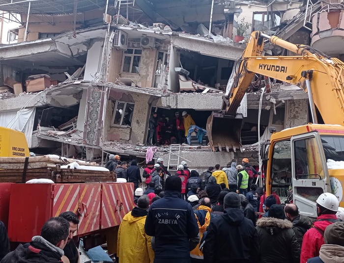 Kolejne gigantyczne trzęsienie ziemi. Turcja i Syria liczą zmarłych