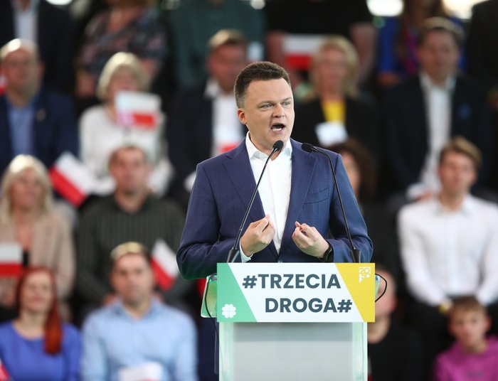 PiS zaciera ręce. Czarny scenariusz dla Trzeciej Drogi