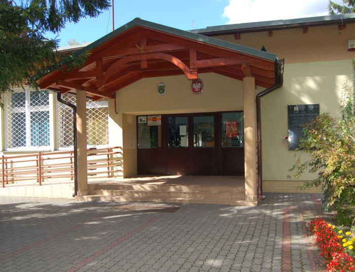 Dramatyczne sceny w szkole. Dzieci słabły jedno po drugim, na miejscu służby