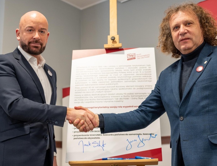 Ruch samorządowy "Tak! dla Polski" to tylko "trochę" mądrzejszy plankton polityczny