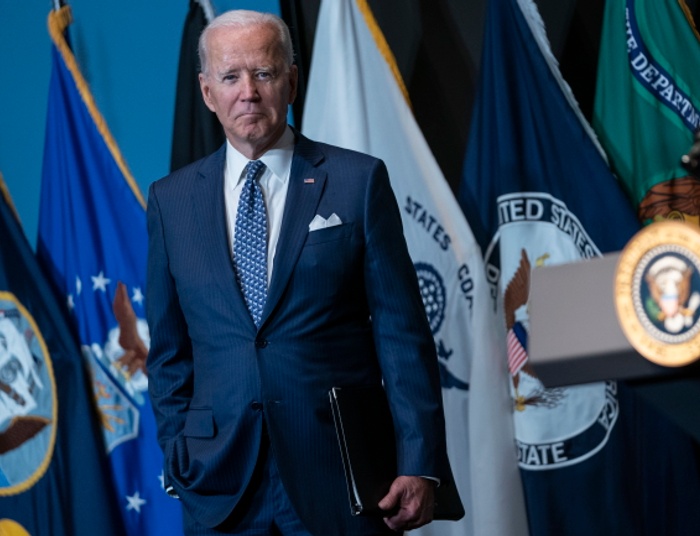 Słabnie poparcie dla Bidena i Demokratów