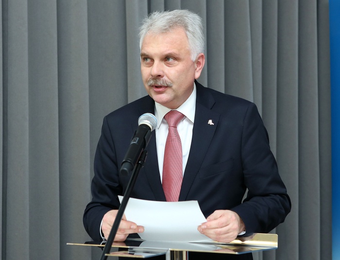 Ponad 750 nowych zakażeń!  Czwarta fala jest „falą osób niezaszczepionych”.