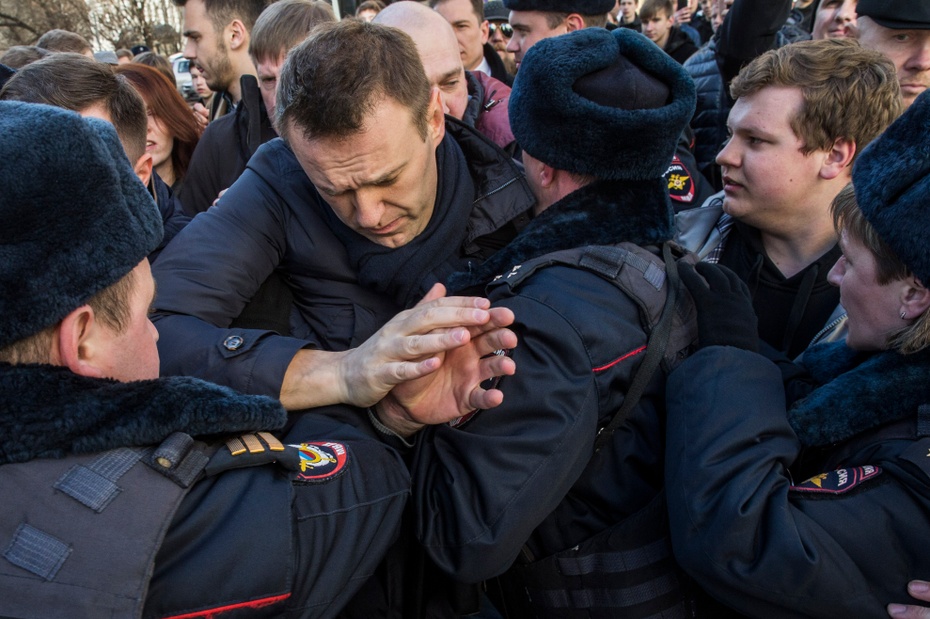 Aleksiej Nawalny podczas jednego z protestów. fot. Wikimedia/Evgeny Feldman