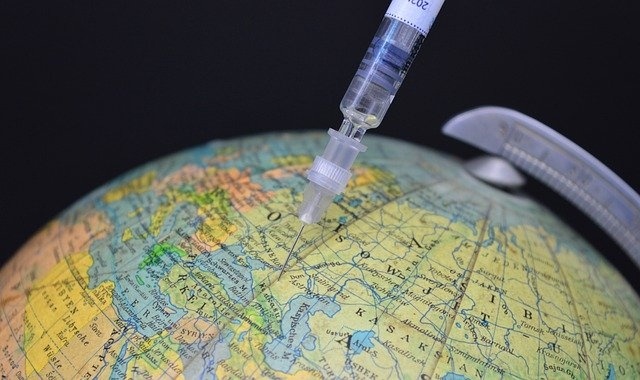 Moskwa twierdzi, że szczepionka Sputnik V ma  92-procentową skuteczność.