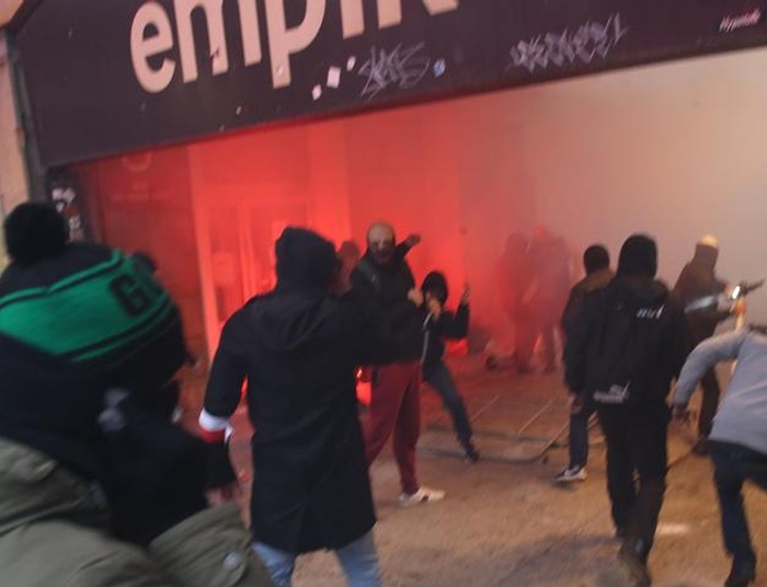 Bitwa o EMPIK okiem kamery monitoringu