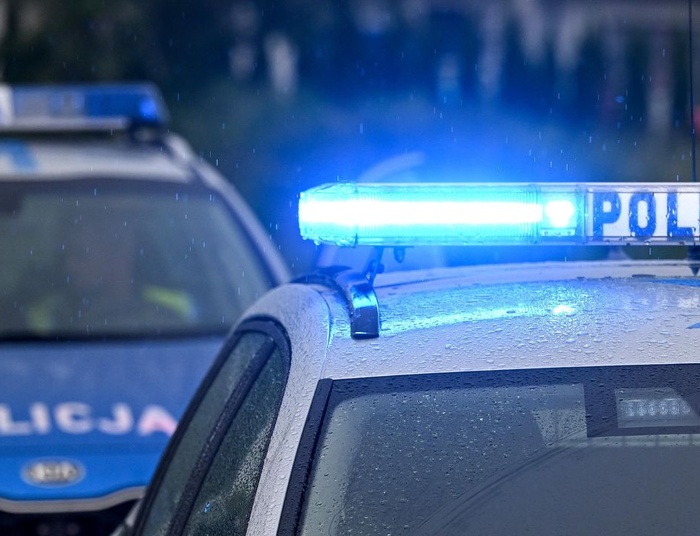 Nie żyje młody mężczyzna z Inowrocławia. Dwaj policjanci usłyszeli zarzuty