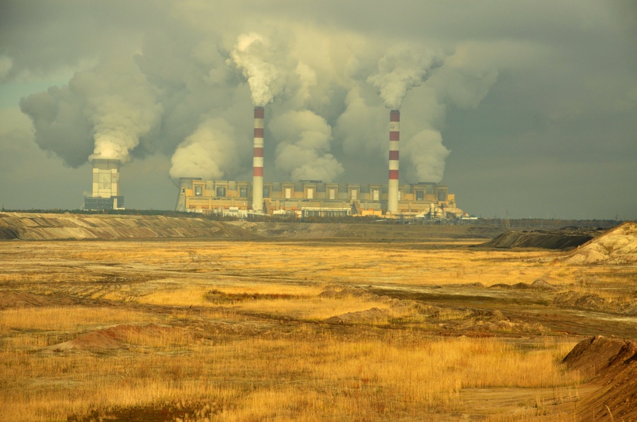 Kilka polskich elektrowni musiało w czwartek wyłączyć swoje bloki. Spowodowane to było m. in. problemem z dostępnością węgla. (fot. Flickr)