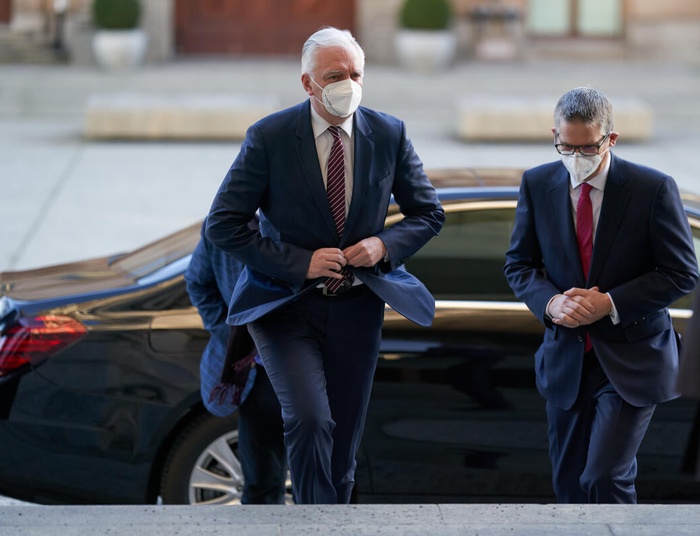 Konflikt w Porozumieniu. Partia wydała oświadczenie