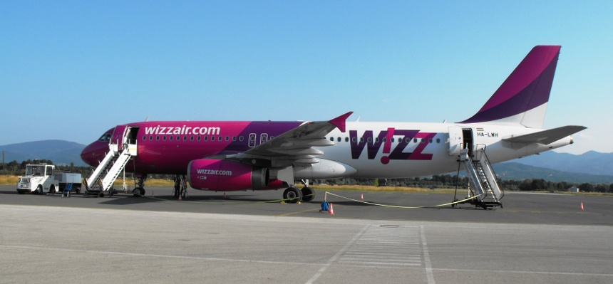 Wizz Air znów ogranicza połączenia z Polski. A to nie koniec złych wieści